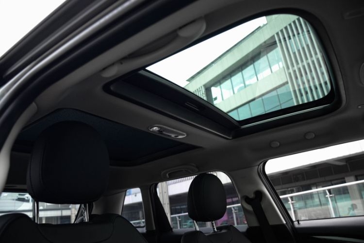 Used MINI 2022 Updated 2.0T COOPER S Classic Edition Five-Door Version Interior 1