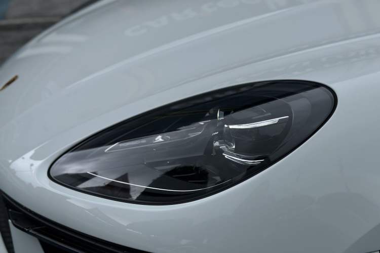 Used Porsche Macan 2022 Macan S 2.9T