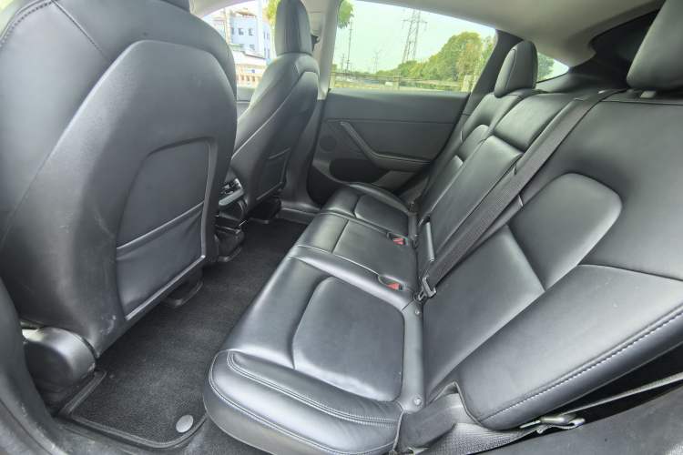 Used Tesla Model Y 2022 Rear-Wheel-Drive Version
