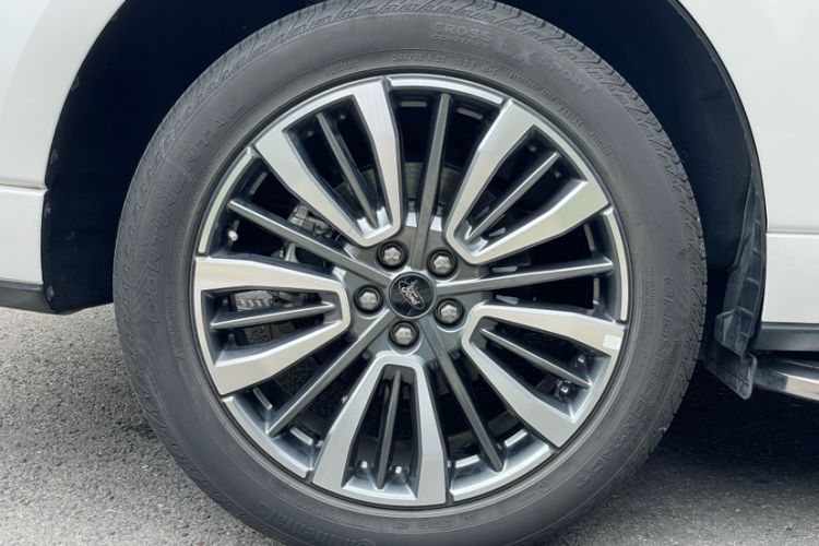 Used Ford Edge 2021 PLUS EcoBoost 245 Two-Wheel-Drive Titanium 7-Seater