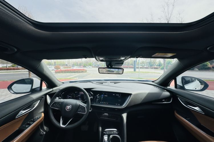 Used Buick Envision 2020 Encore S 652T Four-Wheel Drive Luxury Model Interior 2