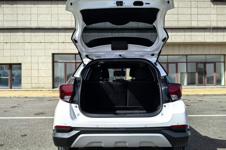 Used Toyota YARiS L Zhi Xuan 2022 X-Trail 1.5L CVT Leading PLUS Edition