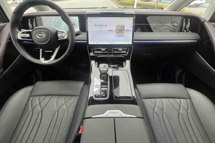 Used GAC Trumpchi M8 2024 Master Series 400T Prestige Edition
