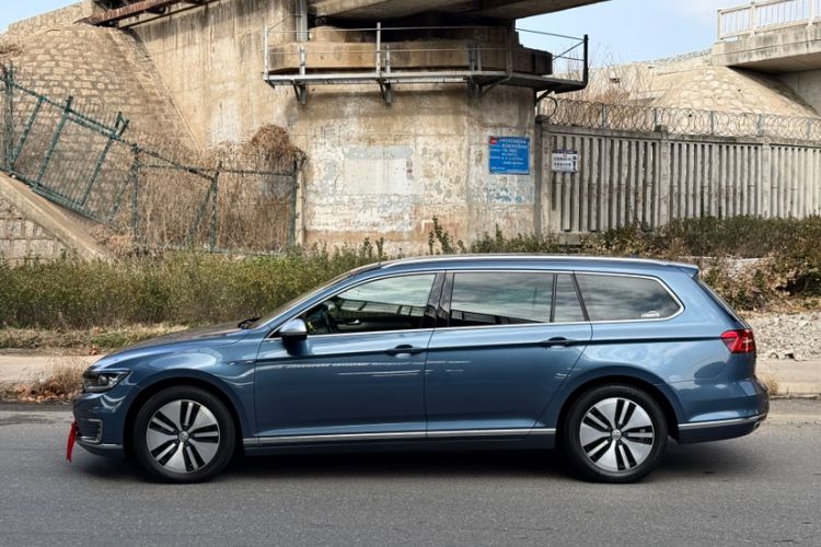 Used Volkswagen Variant New Energy 2019 GTE model