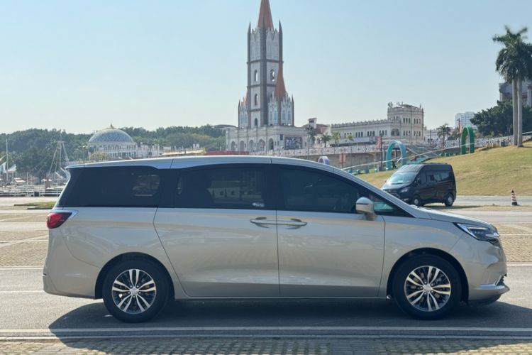 Used Buick GL8 2020 ES Land Cruiser 653T Comfort Edition
