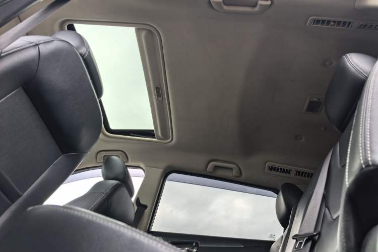 Used Dongfeng Fengon 580 2021 Revised ☆ Star Edition 1.8L Manual Elite Version Headliner