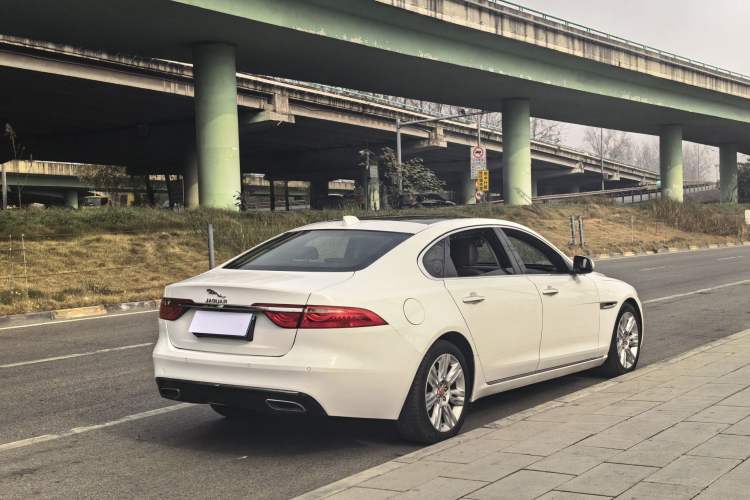 Used Jaguar XFL 2018 XFL 2.0T 250 PS Luxury Edition