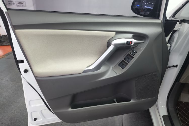 Used Toyota Verso 2014 Starlight 180G CVT Luxury Edition
