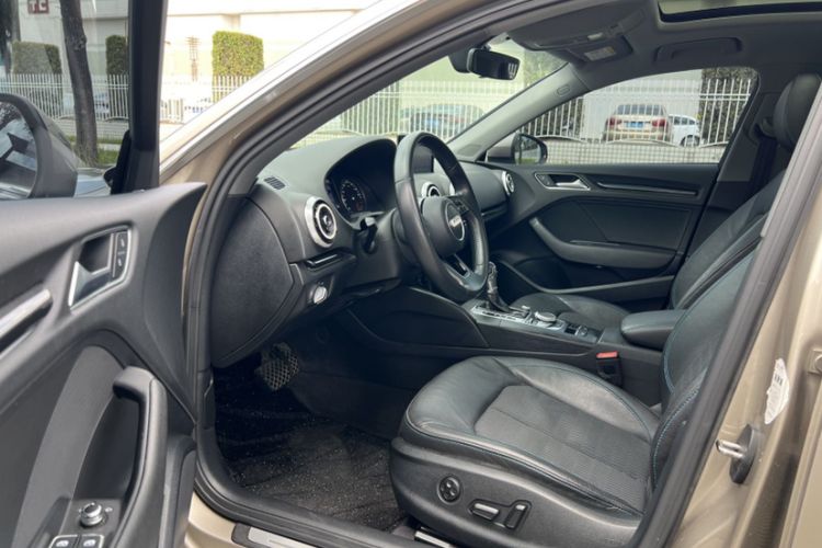 Used Audi A3 2018 30th Anniversary Edition Sportback 35 TFSI Fashion Model
