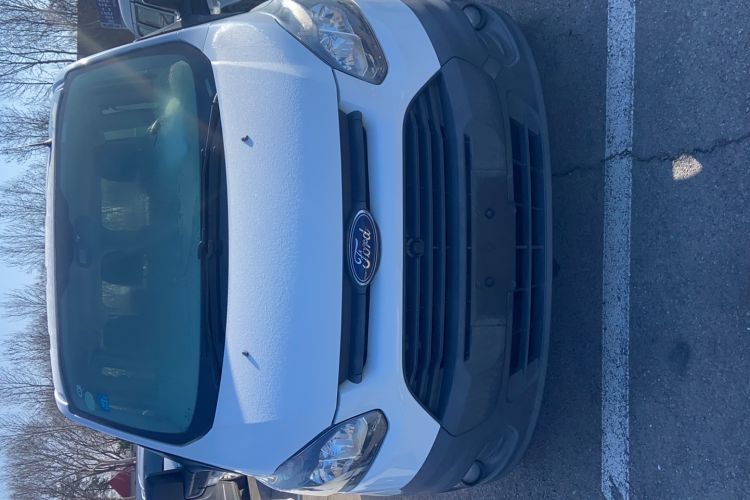 Used Ford Transit 2017 2.0T Diesel Multi-Purpose Commercial Vehicle Short Wheelbase Low Roof China V Standard