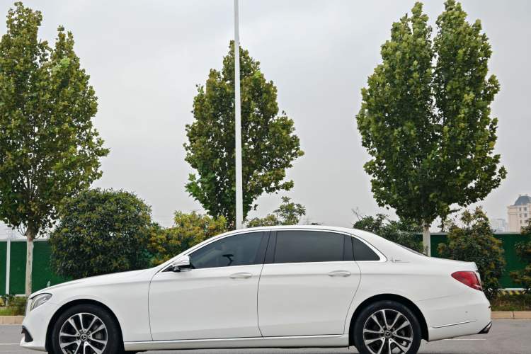 Used Mercedes-Benz E-Class 2018 Facelifted E 300 L Stylish Version
