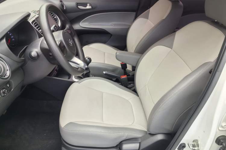 Used Kia Pegas 2017 1.4L Manual Value Edition