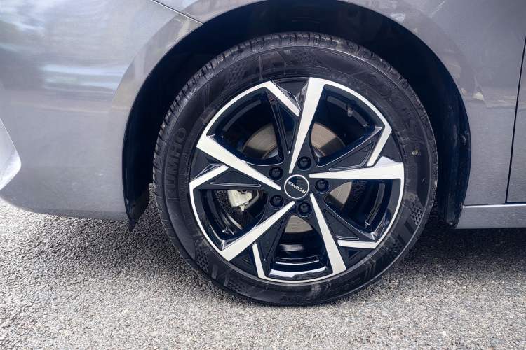 Used Roewe i5 2023 1.5L CVT Luxury Edition