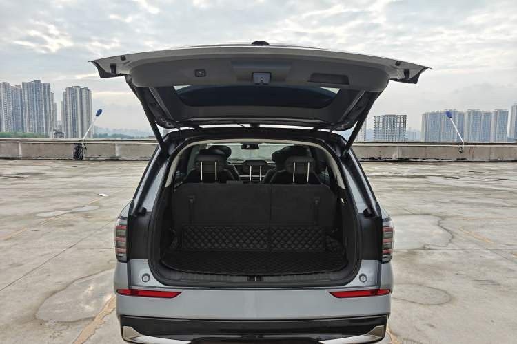 Used Ford Edge 2023 Ford Explorer L 2.0T EcoBoost Four-Wheel Drive 7-Seater Supreme Model Exterior 12