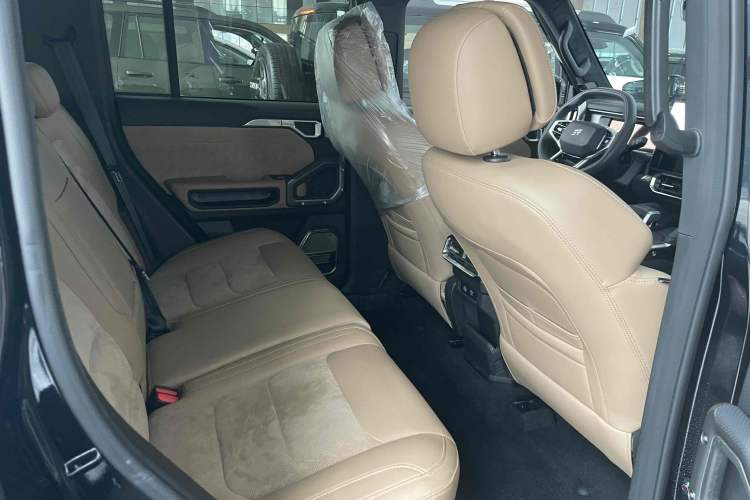 Used JETOUR Traveler 2023 2.0T All-Wheel Drive CrossPRO+ Interior 1