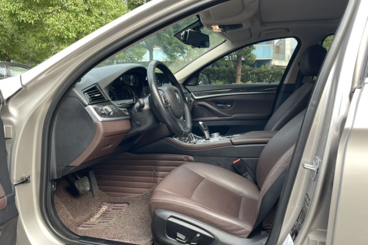 Used BMW 5 Series 2014 525Li Luxury Design Package