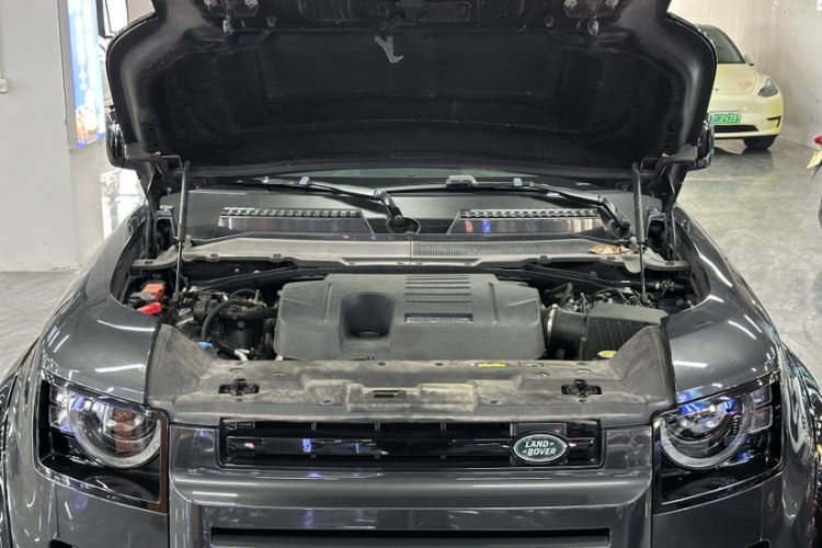 Used Land Rover Defender 2023 Facelift 110 3.0T P400 X-DYNAMIC HSE
