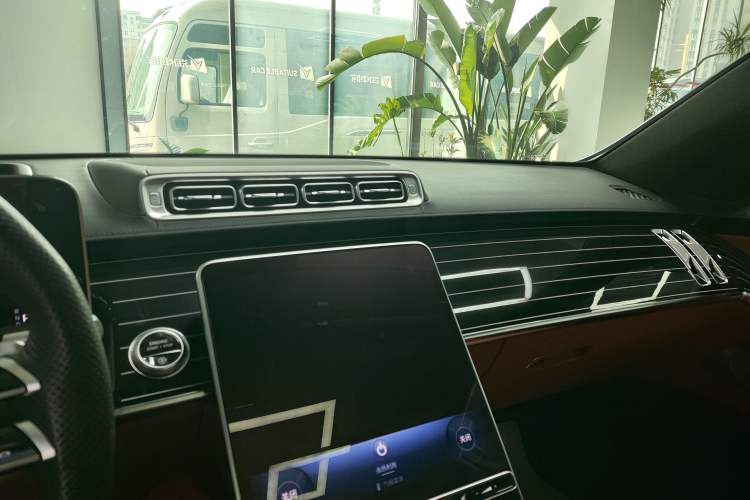 Used Mercedes-Benz S-Class 2022 Refresh S 450 L 4MATIC Interior 2