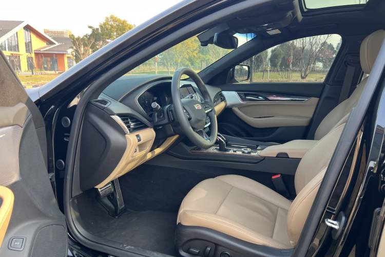 Used Cadillac CT5 2023 28T Prestige Model
