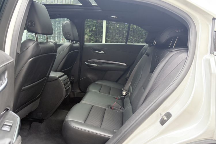 Used Cadillac XT4 2021 28T Two-Wheel Drive Tech Edition
