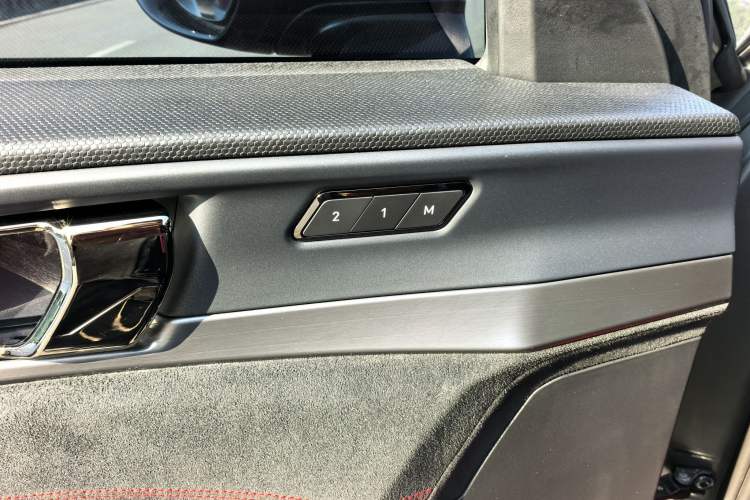 Used Lynk & Co 05 2020 2.0TD Four-Wheel Drive HypeHalo