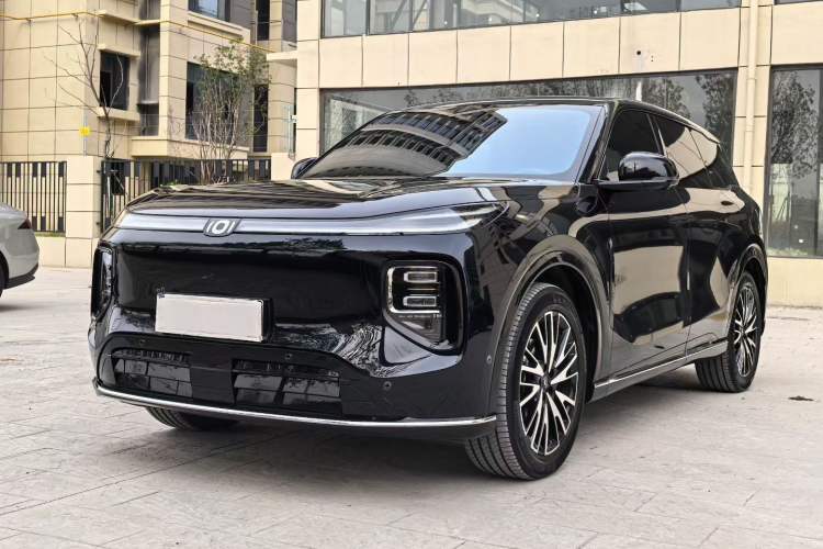 Used CHANGAN NEVO Q07 2025 215 Flagship PLUS