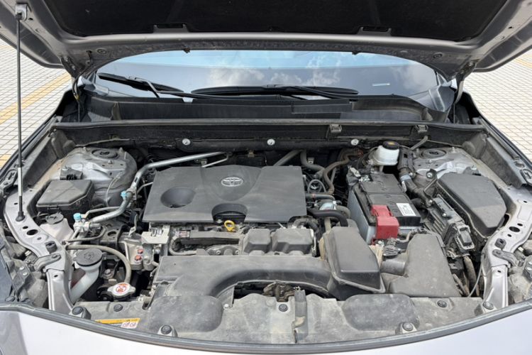 Used Toyota Venza 2023 2.0L CVT Two-Wheel Drive Prestige Version
