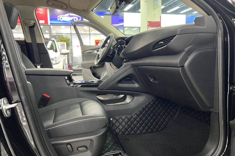 Used Buick Envision 2023 Encore Plus 652T Five-Seat Luxury Model