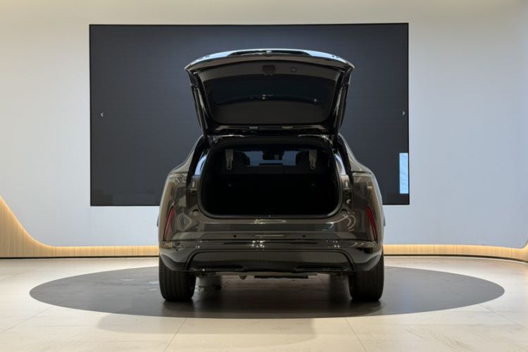 Used Avatr 07 2024 Max Extended-Range Edition Exterior 10