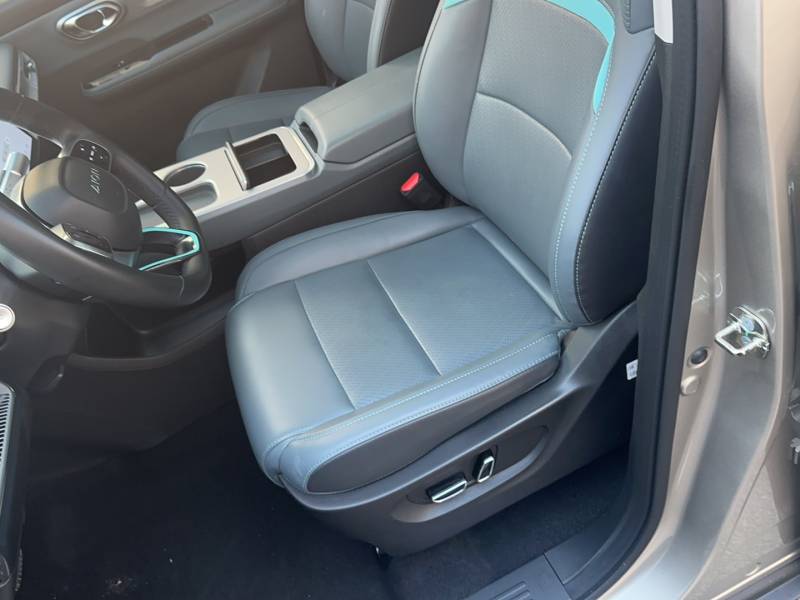 Used AION Y 2023 Younger Star Edition — 15