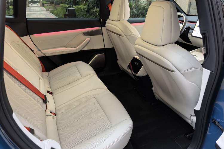 Used ONVO L60 2024 60 kWh Rear-Drive Version