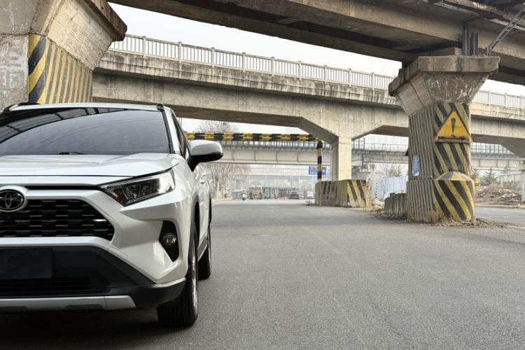 Used Toyota RAV4 2020 2.0L CVT Two-Wheel Drive Fashion PLUS Edition