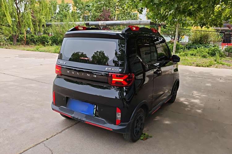 Used Wuling Hongguang MINIEV 2022 GAMEBOY 200km Gaming Edition with Lithium Iron Phosphate
