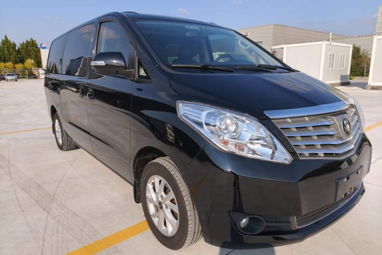 Used FORTHING Lingzhi PLUS 2021 Travel Edition 2.0L Manual Luxury 7-Seater
