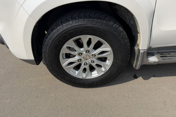 Used JMC Yusheng S350 2016 2.0T Automatic All-Wheel Drive Gasoline Luxury Edition 5 Seats