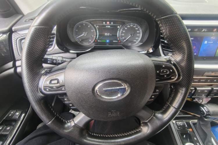 Used GAC Trumpchi GS7 2017 280T Two-Wheel Drive Luxury Model
