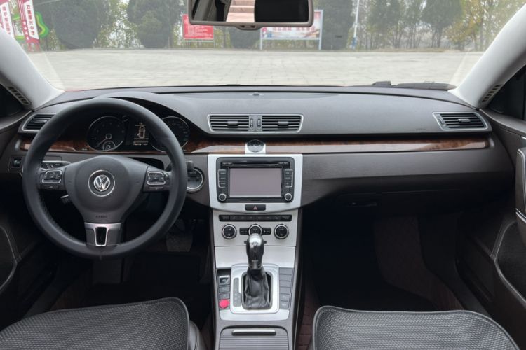 Used Volkswagen Magotan 2012 Travel Edition 2.0 TSI Luxury Version