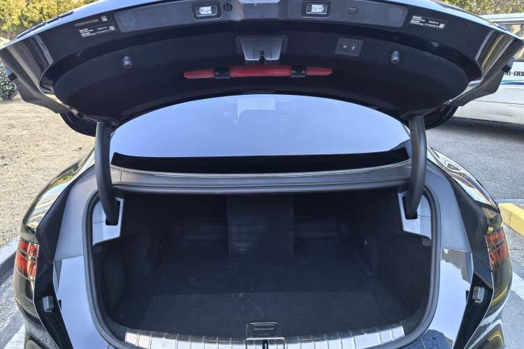 Used Denza Z9 2024 1100 km Four-Wheel Drive Max Version Exterior 7