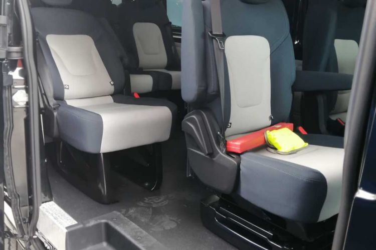 Used JMC Fushun 2025 2.0T 6MT Diesel Mid-Range Business-Class 9-Seater (Non-Commercial)
