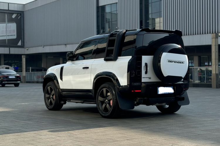 Used Land Rover Defender 2023 90 3.0T P400 XS
