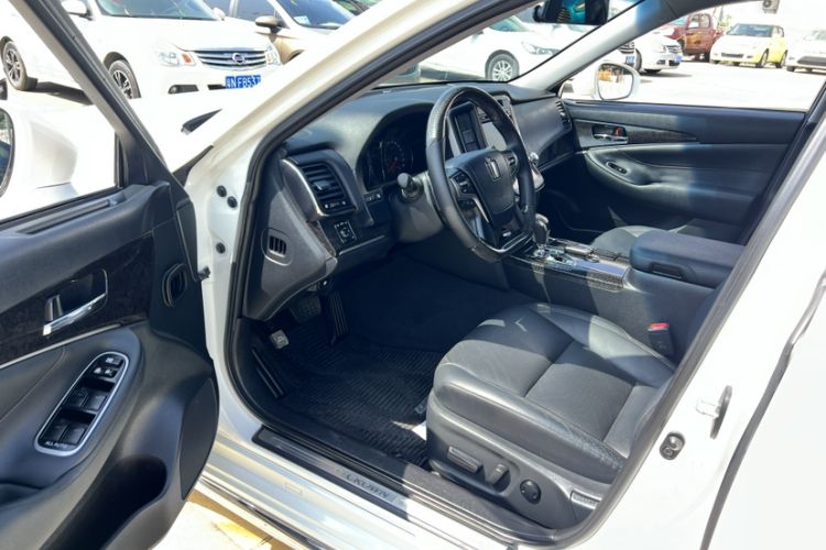 Used Toyota Crown 2018 2.0T Fashion Edition