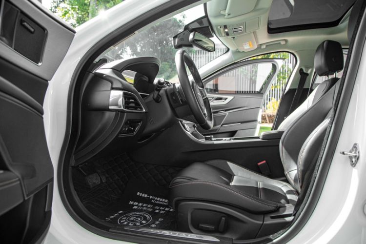 Used Jaguar XEL 2019 2.0T 200 PS Deluxe Edition