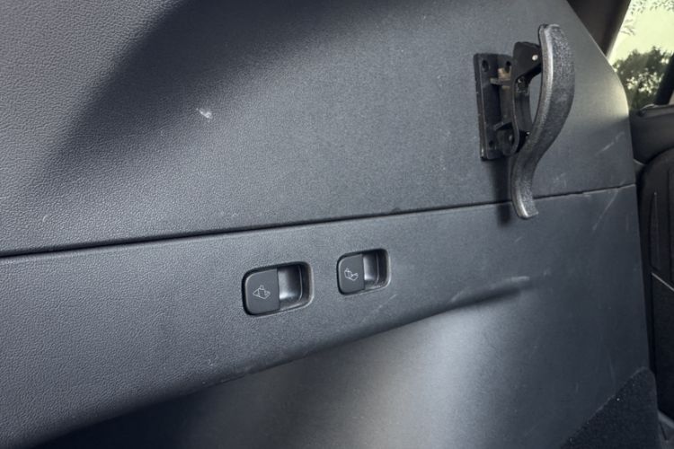 Used Tesla Model Y 2023 Rear-Wheel-Drive Version