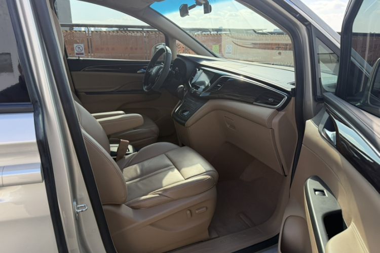 Used Buick GL8 2017 ES 28T Premium Version China V Standard
