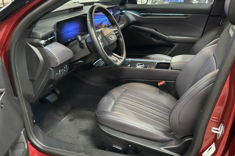 Used Ford Mondeo 2025 2.0T EcoBoost Ultimate Edition Interior 3