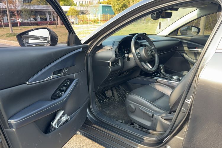 Used Mazda CX-30 2020 2.0L Automatic Joyful Model
