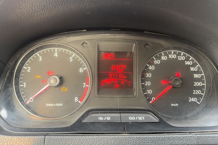 Used Volkswagen Jetta 2013 1.4L Manual Fashion Model