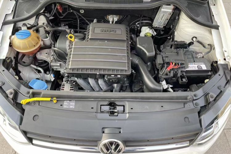 Used Volkswagen Polo 2016 1.6L Automatic Comfort Model