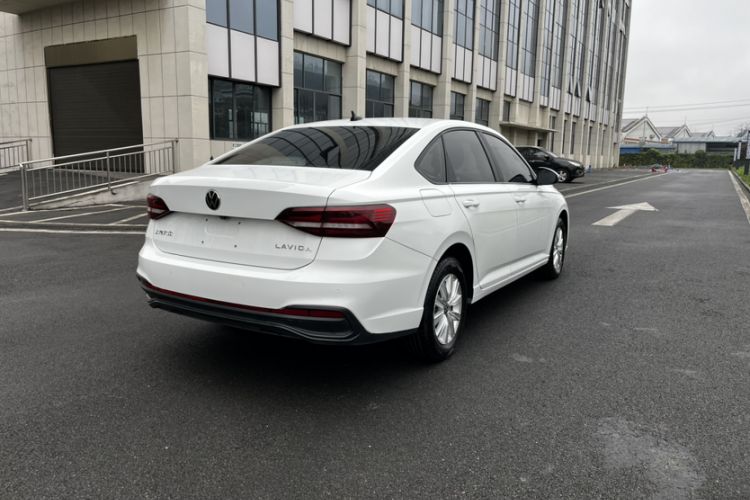 Used Volkswagen Lavida 2024 1.5L Automatic DeYi Edition Exterior 5