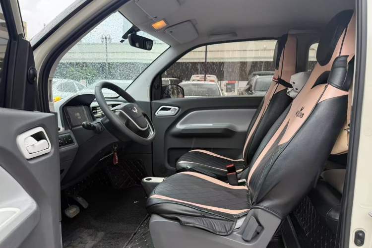 Used Wuling Hongguang MINIEV 2022 Macaron Premium Model – Lithium Iron Phosphate